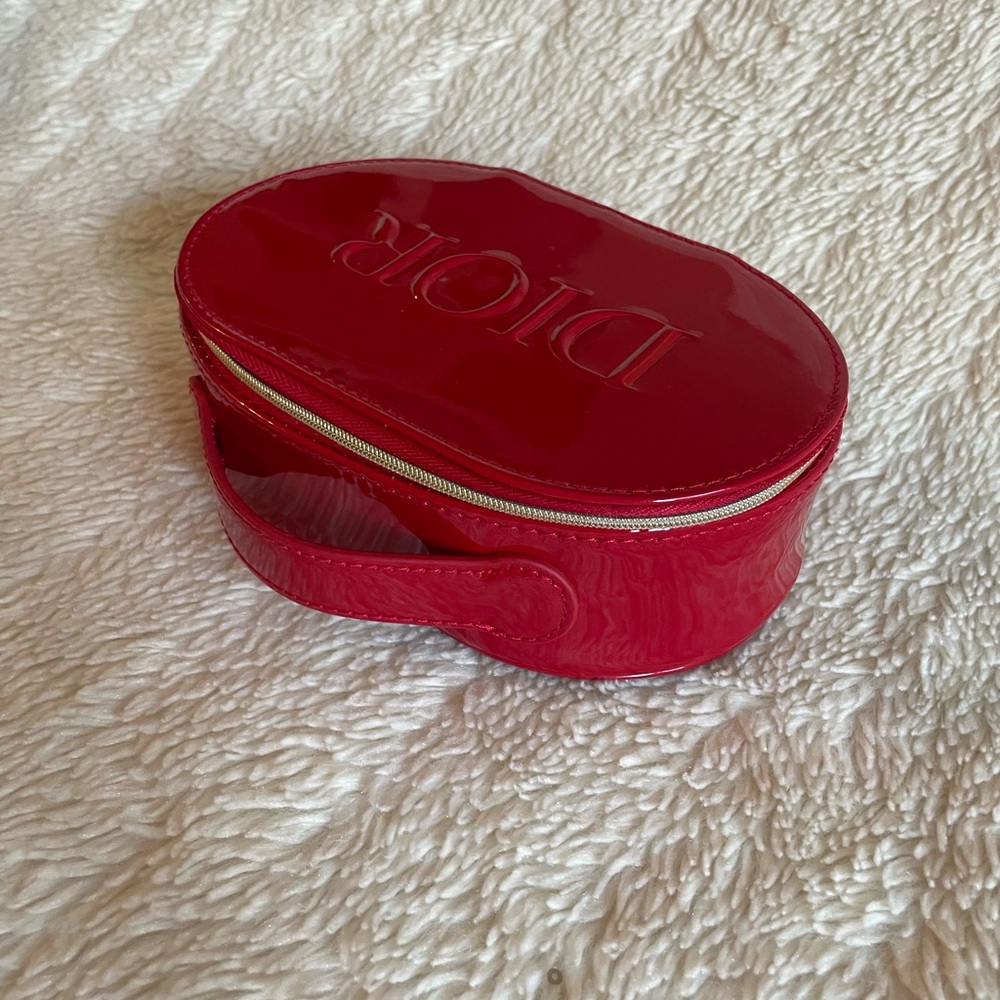 Dior Glossy Red Cosmetic Case - Picture 6 of 13
